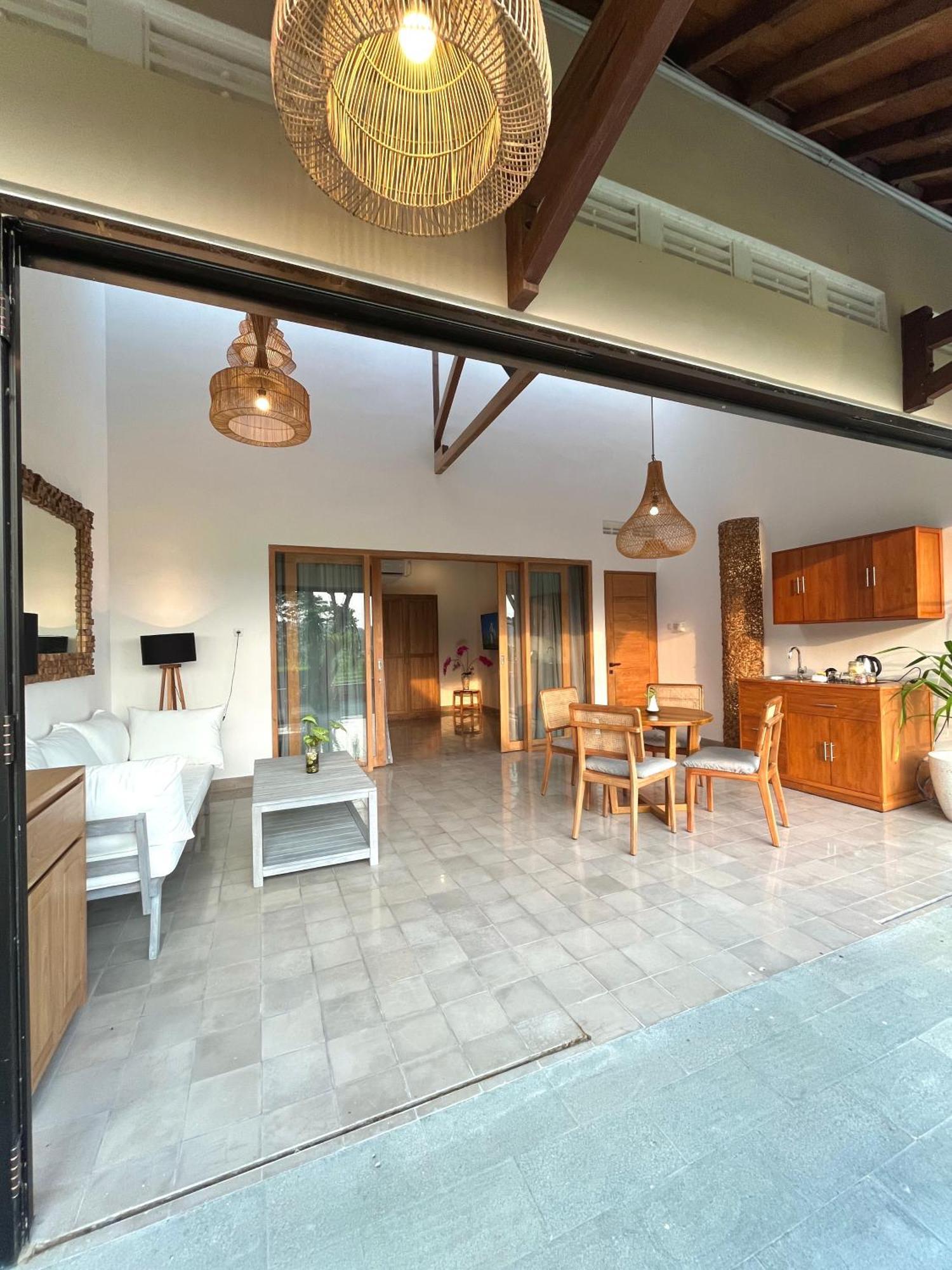 Boutique Villa Jogja Senang Putjung Екстериор снимка
